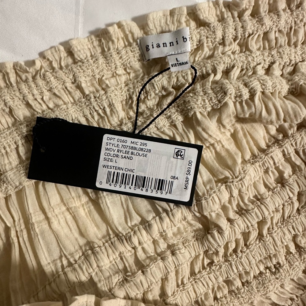 NWT! Gianni Bini Sz L Sand Color Cotton Long Sleeve Crop Top - Picture 5 of 9